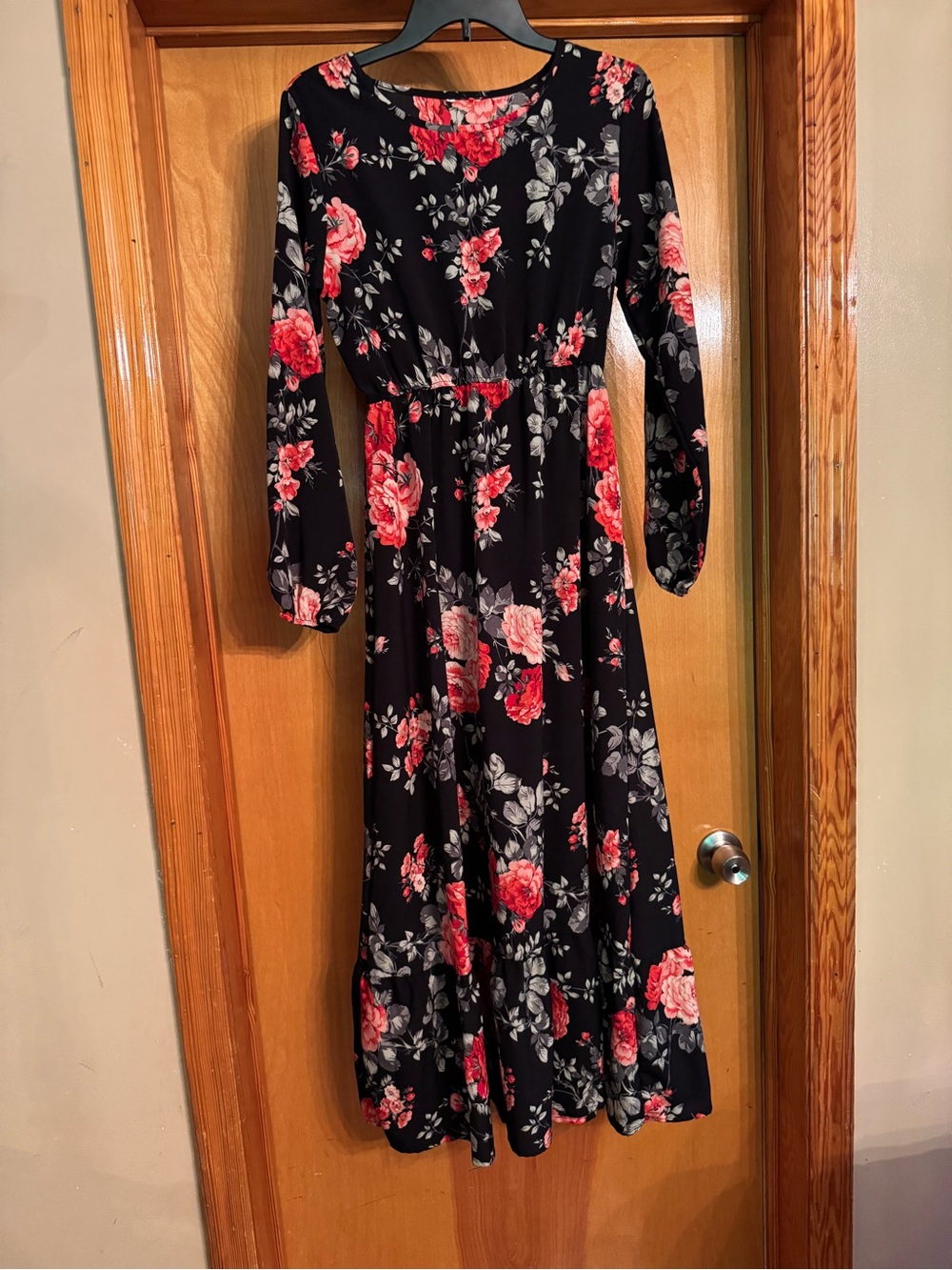 Floral Long-Sleeve Black Maxi Dress with Red Rose Print